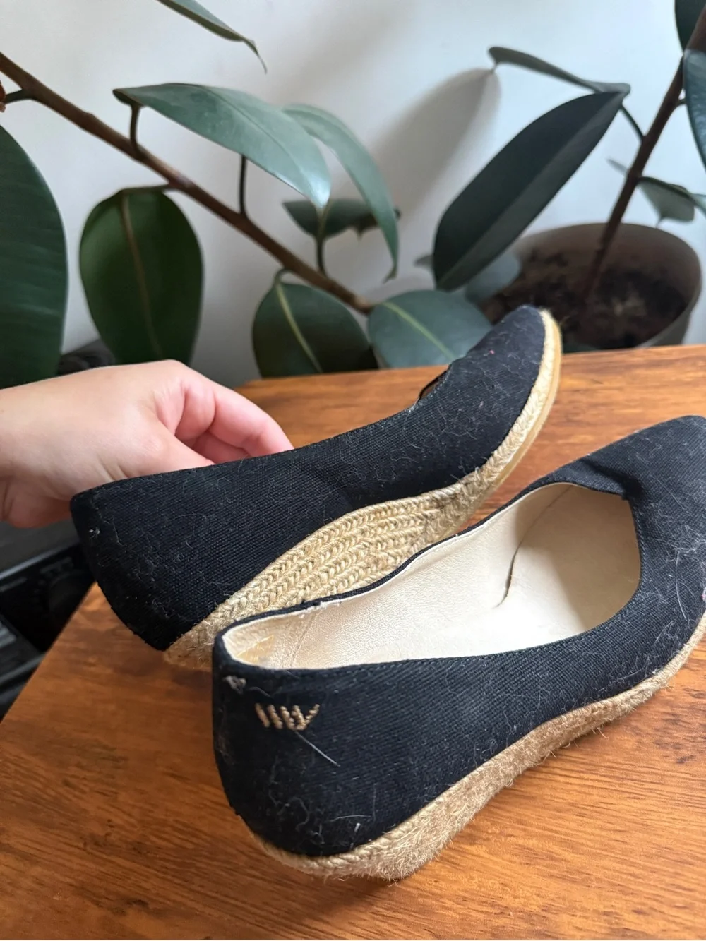VISCATA Barcelona Black Espadrille Wedge Pumps - Women's